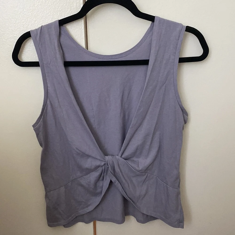 Fabletics Top - Picture 2 of 3